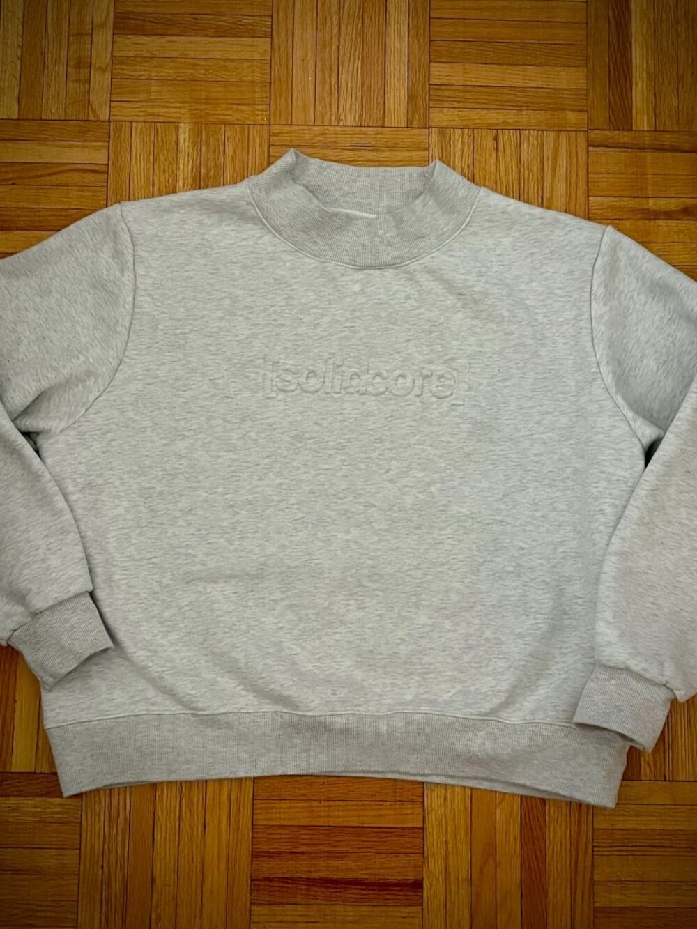 🔥 Ultra Rare Exclusive Solidcore Solidays Women Sweatshirt, M
